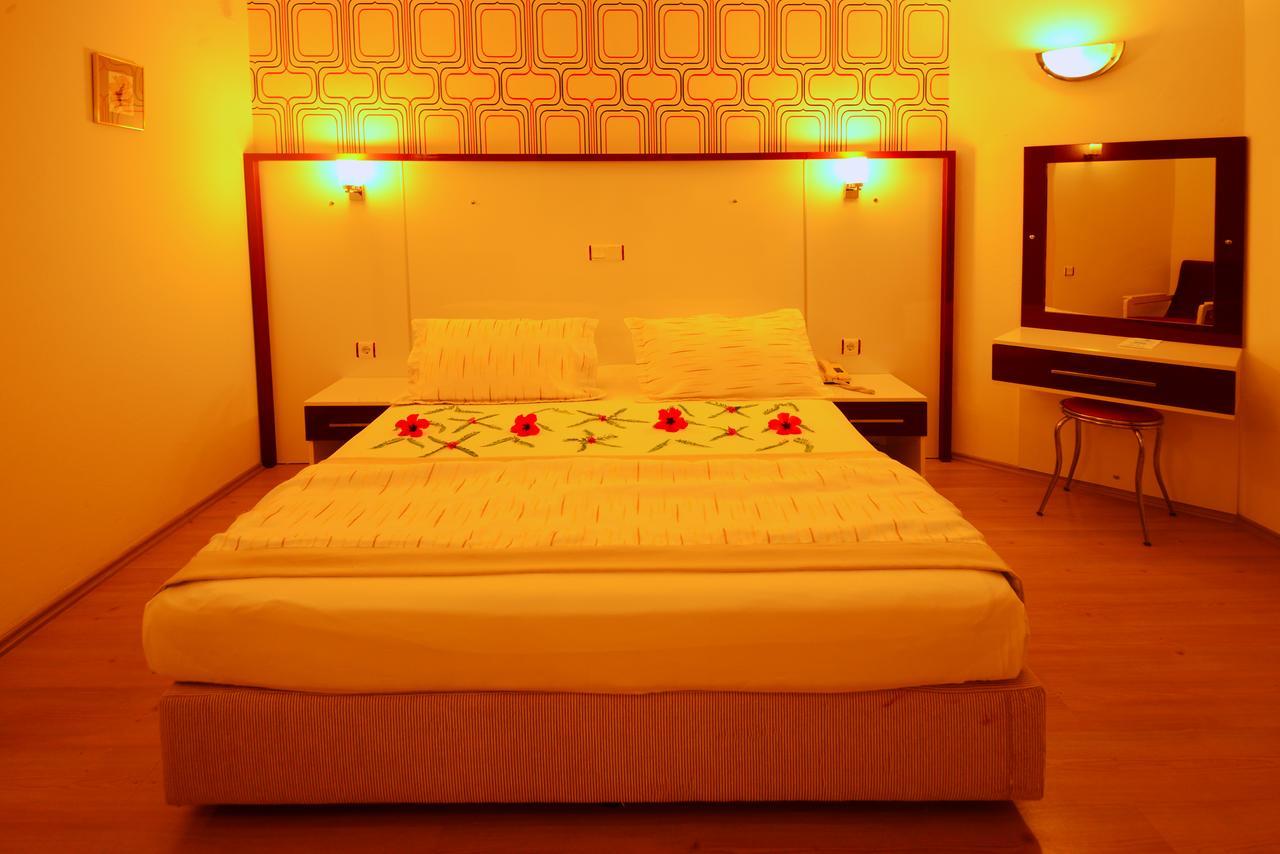 Hotel Pirat Kalkan Exterior photo